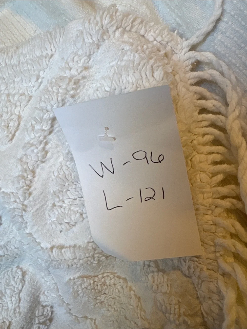 Vintage king Plush Textured White chenille‎ coverlet. Bag22